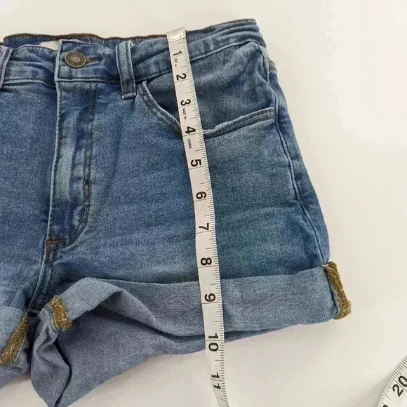 Kancan women's size 9/28 blue jean shorts with cuff rolled bottom - Picture 3 of 7